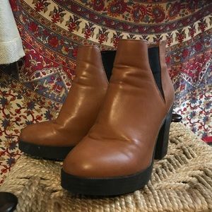 Comfortable Brown Booties size 8
